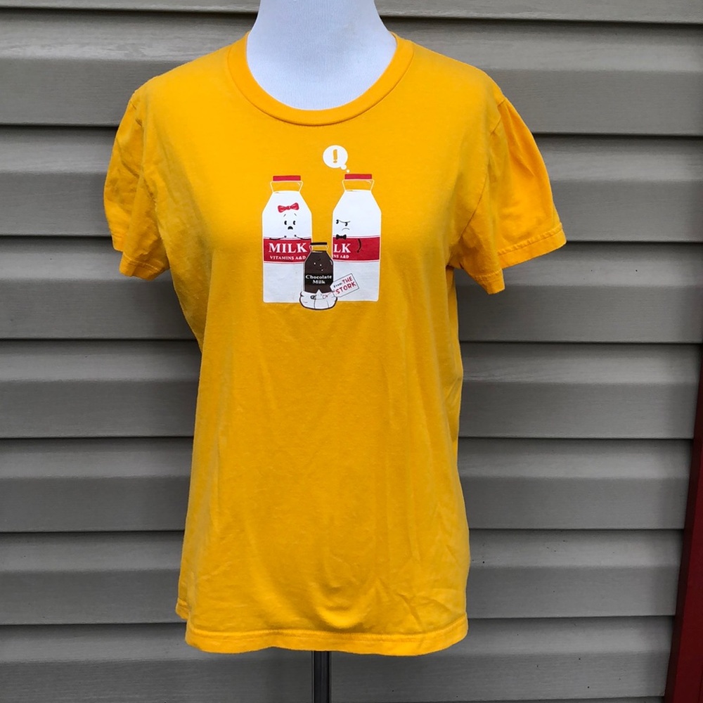 Threadless juniors gold short sleeve tee shirt